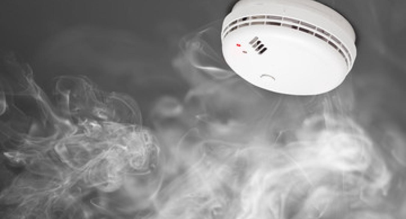 WHY YOU SHOULD HAVE SMOKE ALARMS IN YOUR HOME IN SOUTHAMPTON